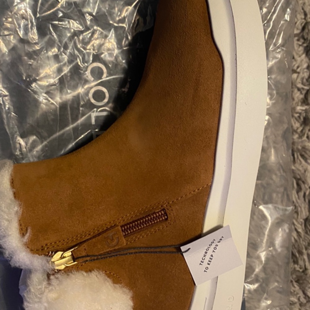 Booties - Picture 4 of 5